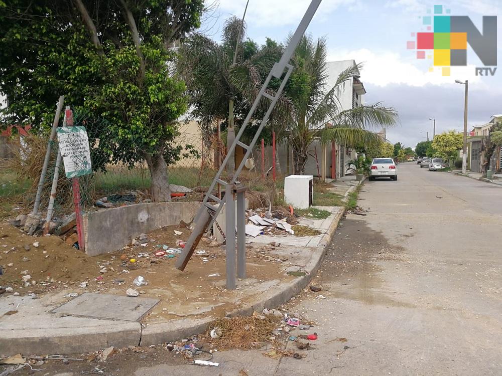 Vecinos implementan medidas para evitar delincuencia en fraccionamiento Puerto Esmeralda de Coatzacoalcos