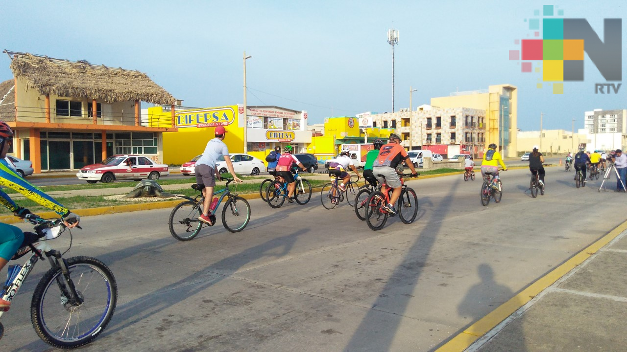 Celebraron, en Coatzacoalcos, Rodada Ciclista Universitaria