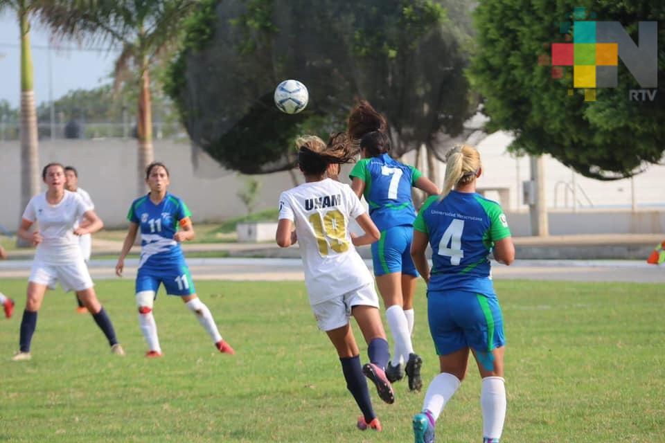 Cinco Halcones UV a preselección universitaria de futbol
