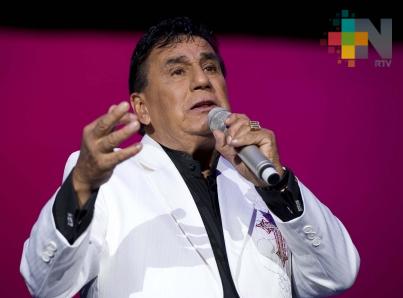 Muere Gualberto Castro a los 84 años