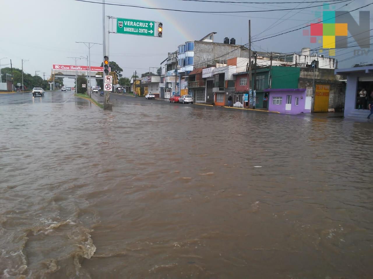 Lluvia vuelve a provocar inundaciones y anegamientos en Xalapa