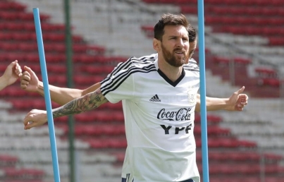 Argentina busca reivindicarse en duelo con Paraguay de Copa América