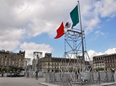 Piden PAN y PRD cancelar evento de López Obrador en el Zócalo