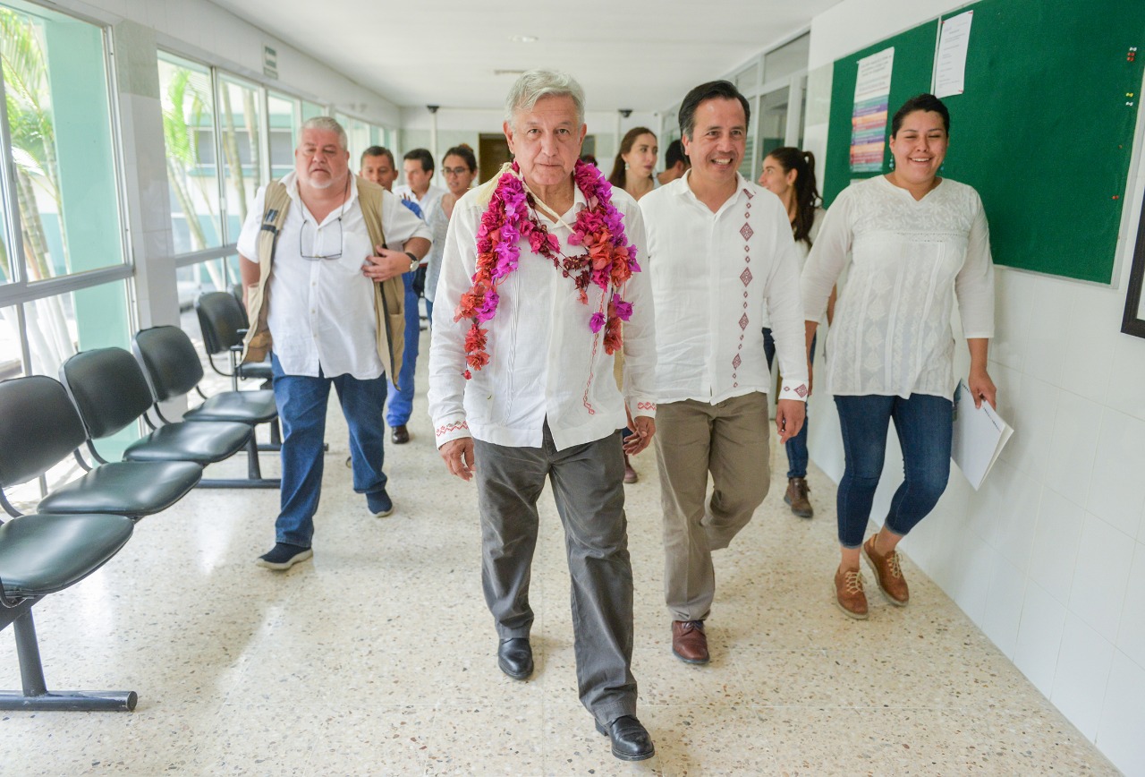 Vamos a ampliar, rehabilitar y construir alrededor de 156 centros de salud en 2019: Cuitláhuac García