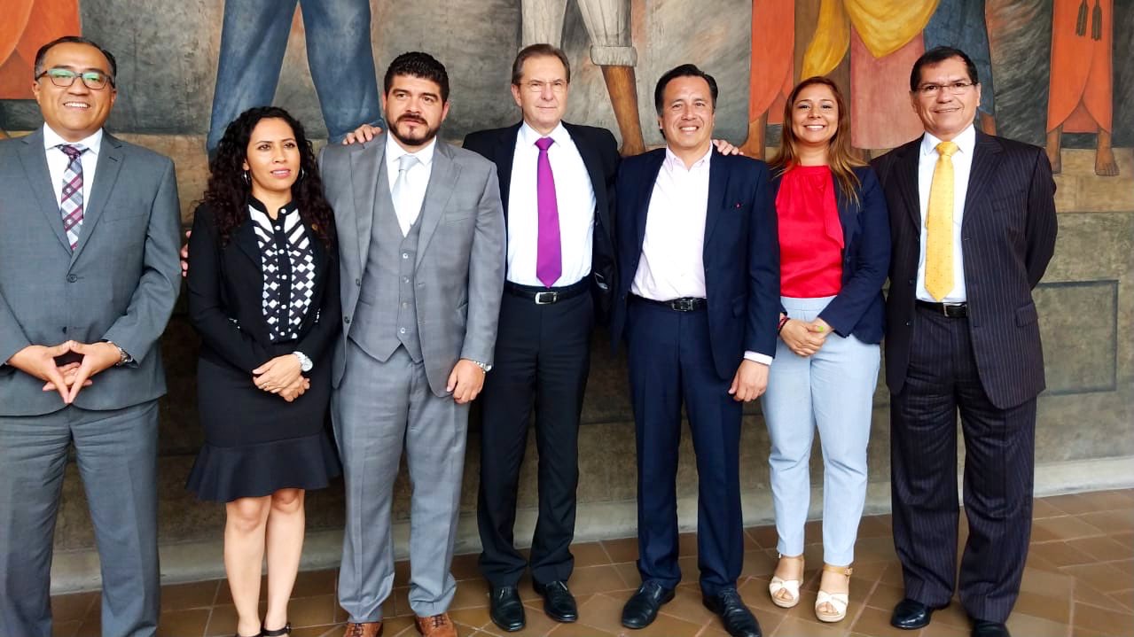 Pronto se aplicarán recursos para escuelas veracruzanas: Cuitláhuac García; se reunió con Esteban Moctezuma