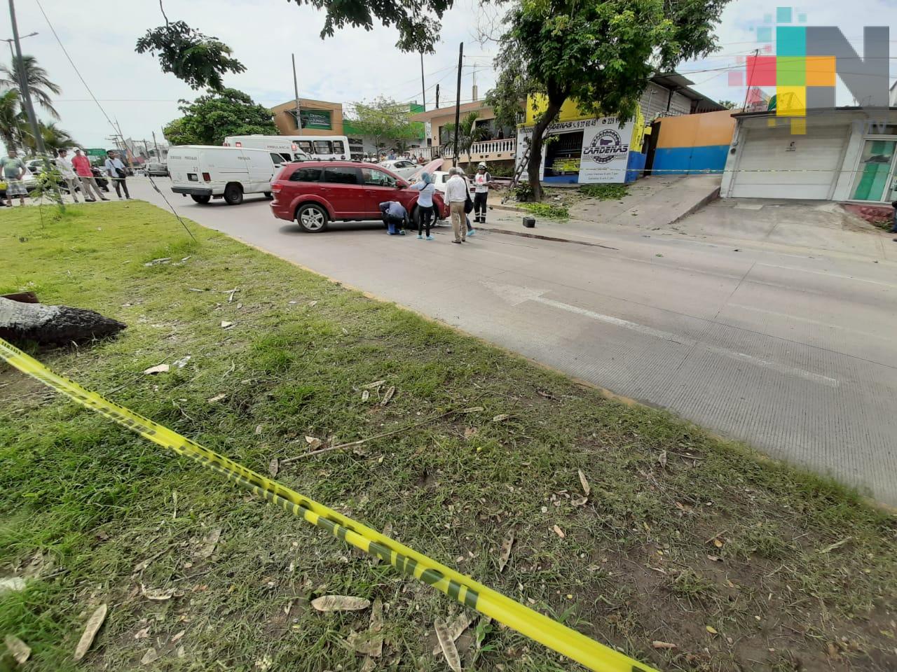 Muere hombre de la tercera edad al ser arrollado por camioneta