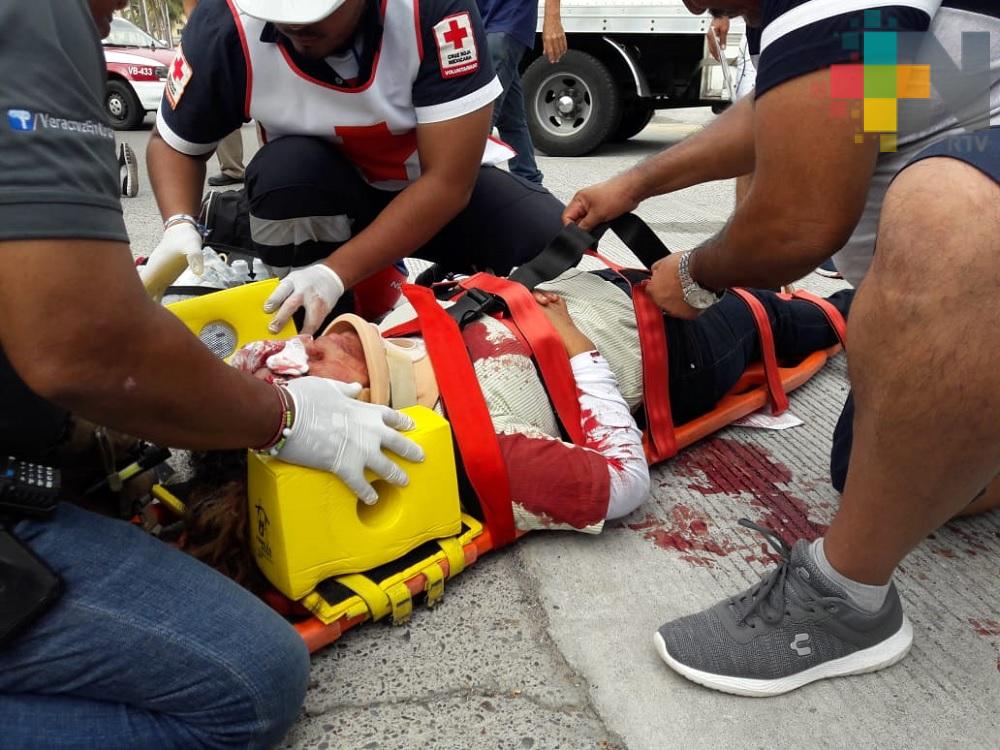 Accidente en el puerto de Veracruz deja dos mujeres lesionadas, una de gravedad