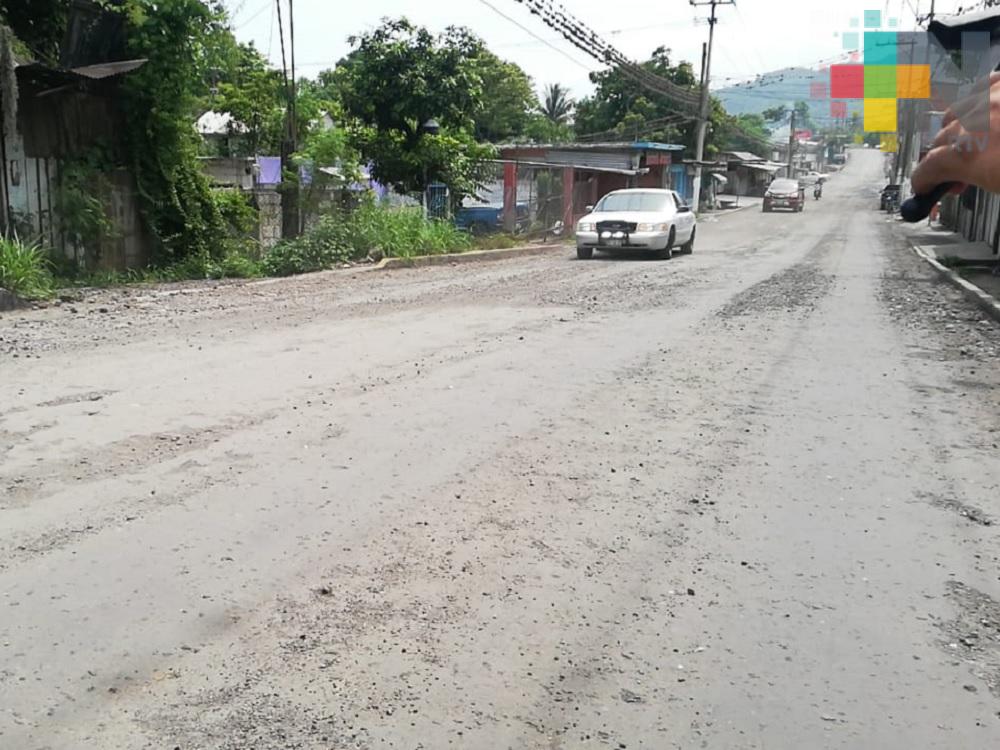 Automovilistas molestos por atraso en rehabilitación de carretera Potrero Nuevo-Atoyac