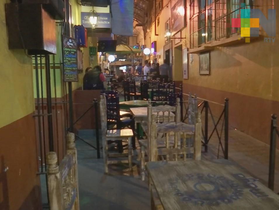 Realizan operativo en bares, restaurantes y antros durante el fin de semana en Xalapa