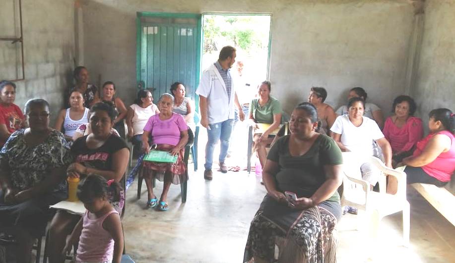 Brinda Secretaría de Salud atención especializada a mujeres en Playa Vicente