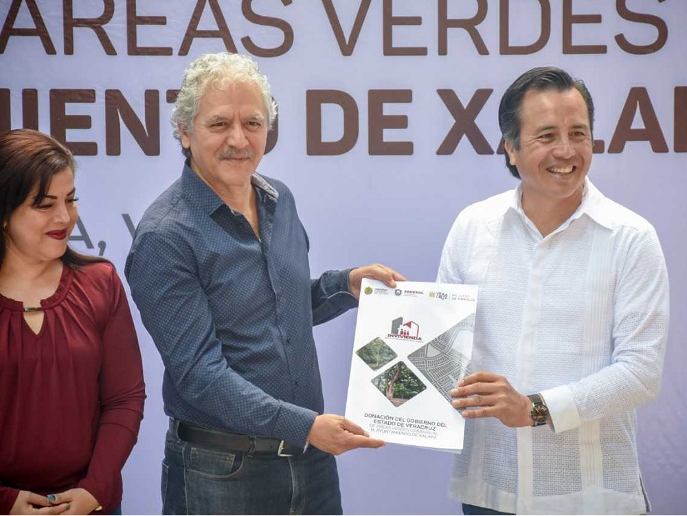 Dona gobierno estatal a Xalapa 50 mil metros cuadrados de áreas verdes