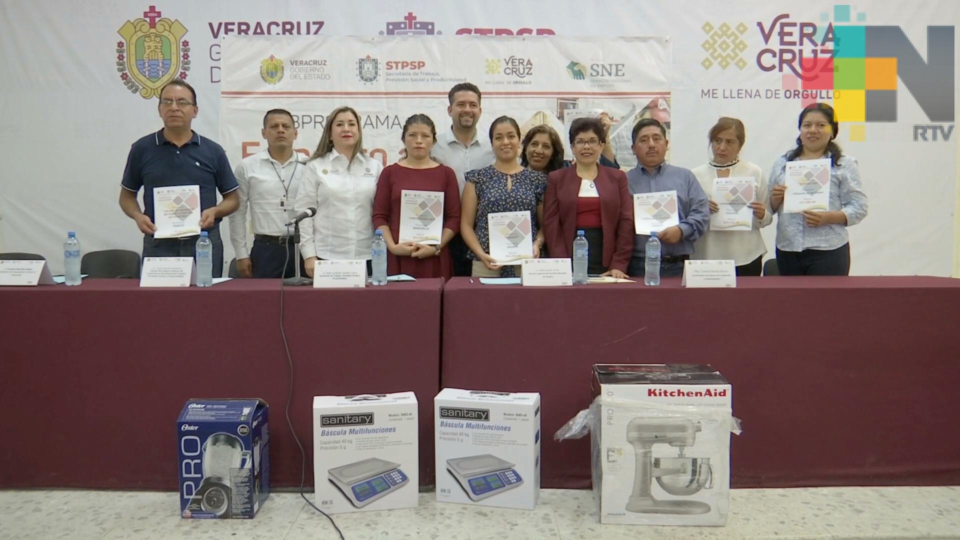 Entregaron apoyos en especie como parte del programa de apoyo al  autoempleo