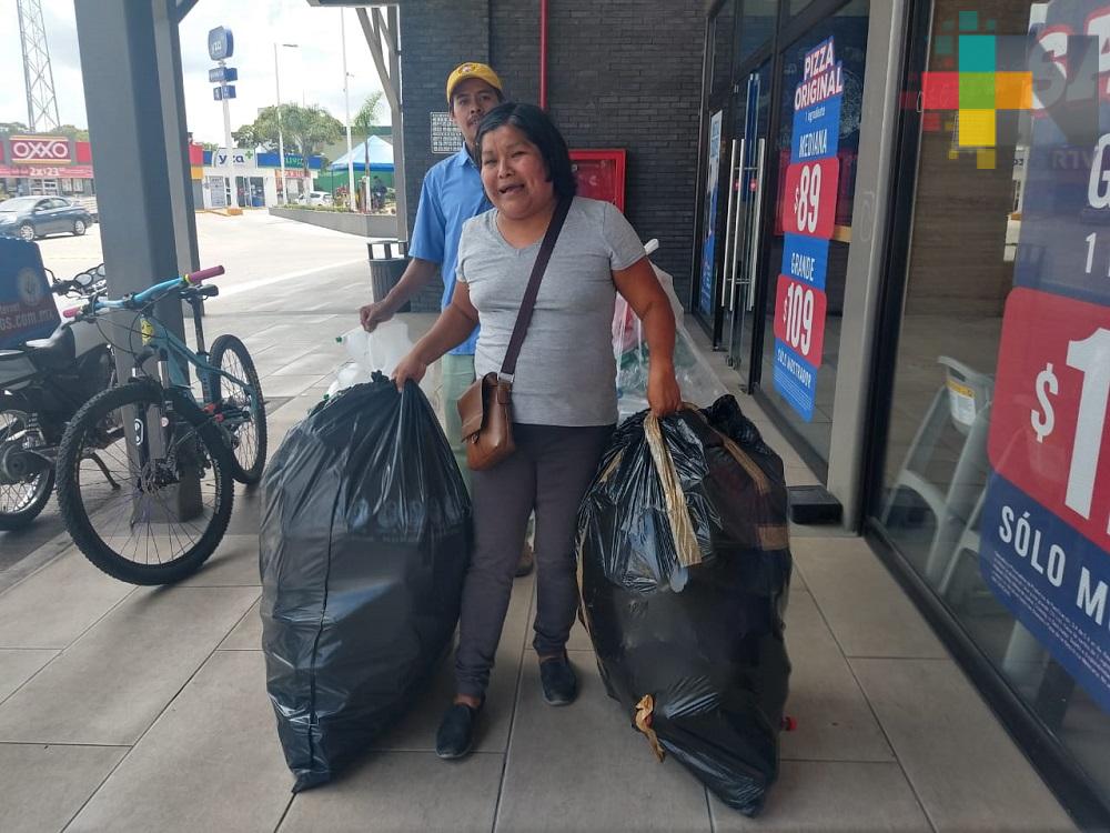 Familias de Xalapa y municipios vecinos participan en el primer cambalache