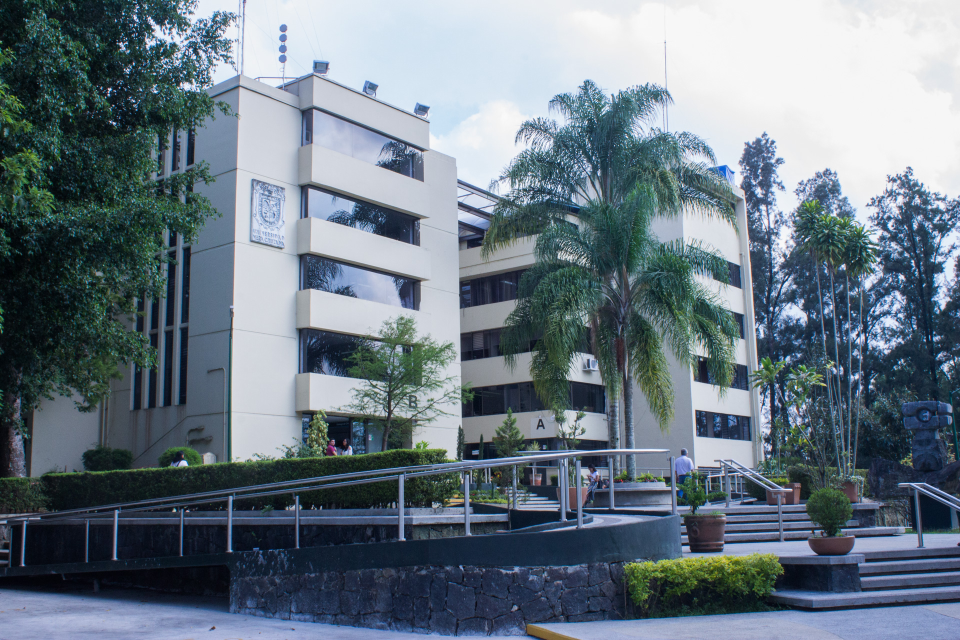 Aun no hay fecha para el examen de ingreso a la UV