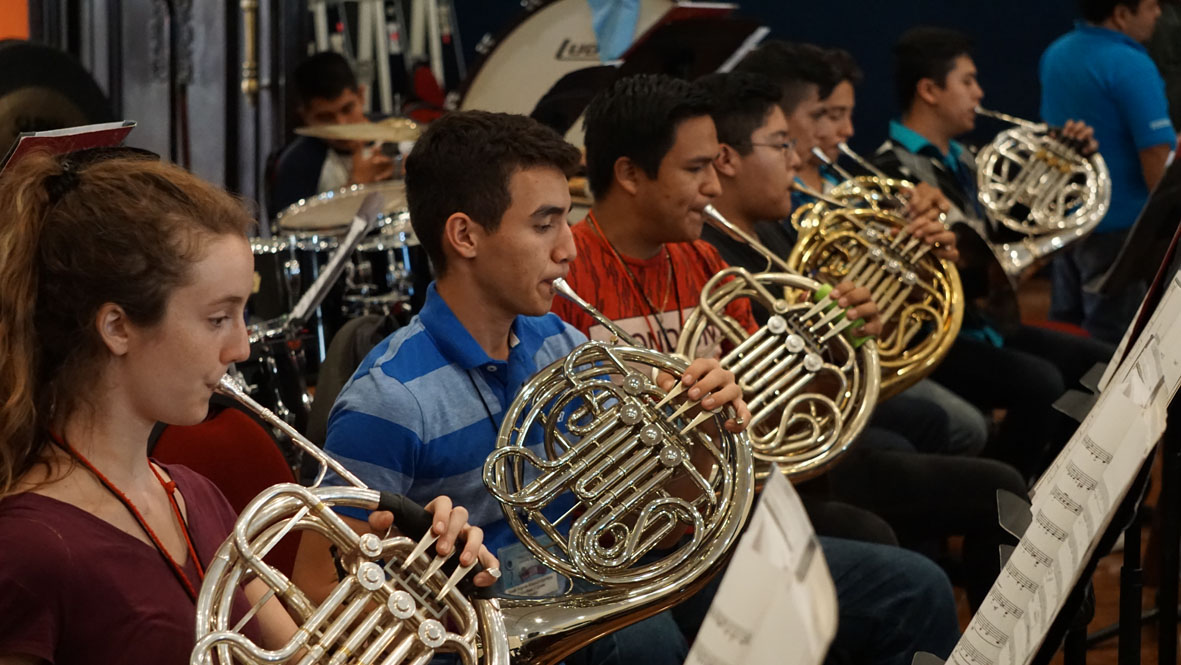 Concierto de la Orquesta Sinfónica Infantil en el Teatro del Estado