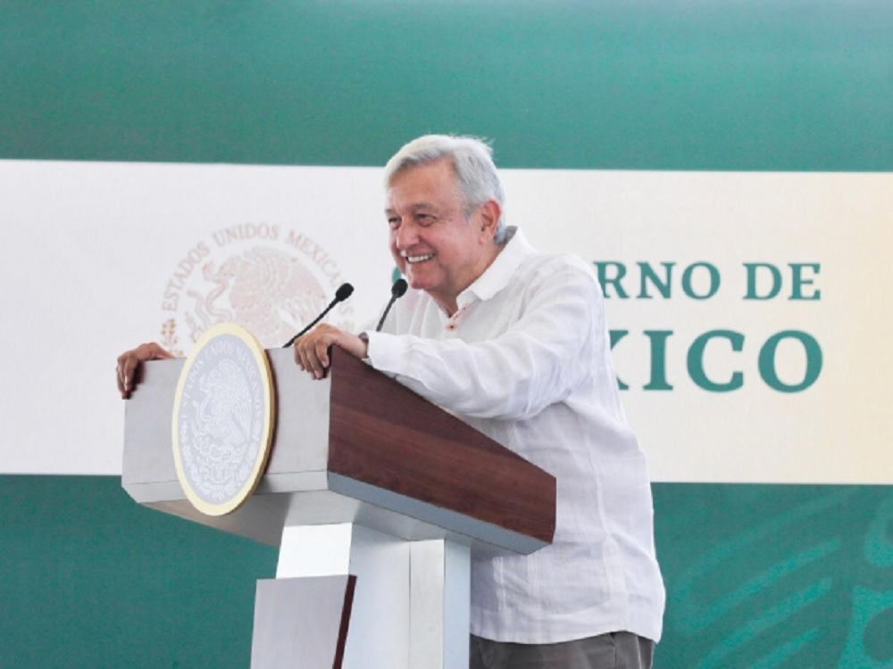 Paz, lo más difícil de conseguir en México: AMLO