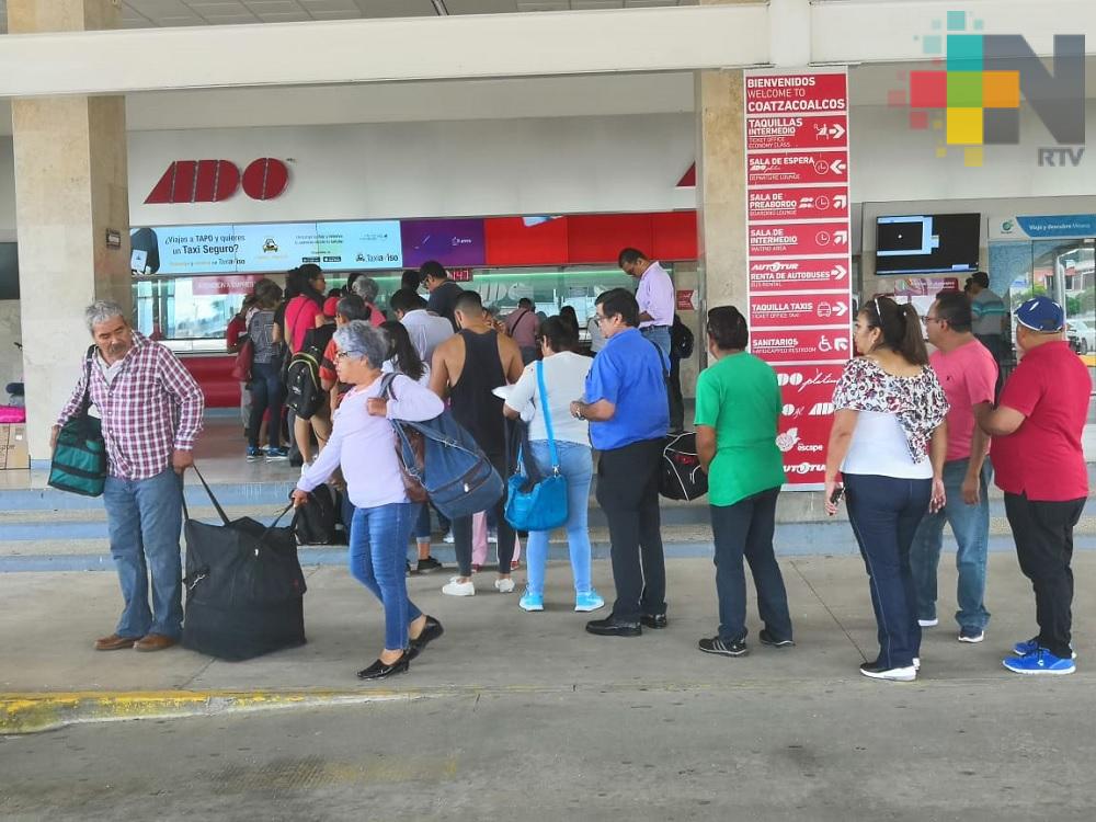 Hasta el último día de vacaciones, descuento a maestros y estudiantes en autotransporte y ferrocarril