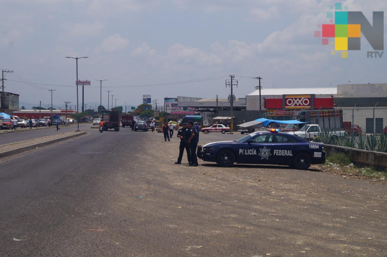 Policía Federal ordena vialidad en Martínez de la Torre