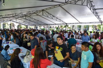 Realizan Segunda Feria del Empleo en Xalapa