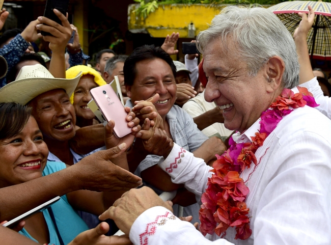 López Obrador continúa gira de trabajo por Oaxaca y Veracruz