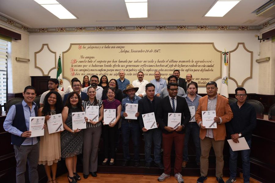 Ayuntamiento de Xalapa premió a trabajadores de RTV