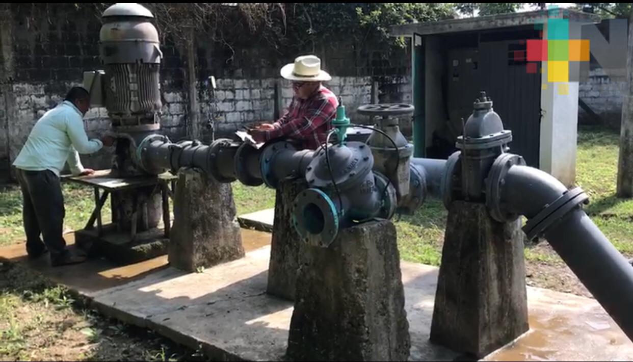 Supervisa CAEV suministro de agua en Gabino Barreda