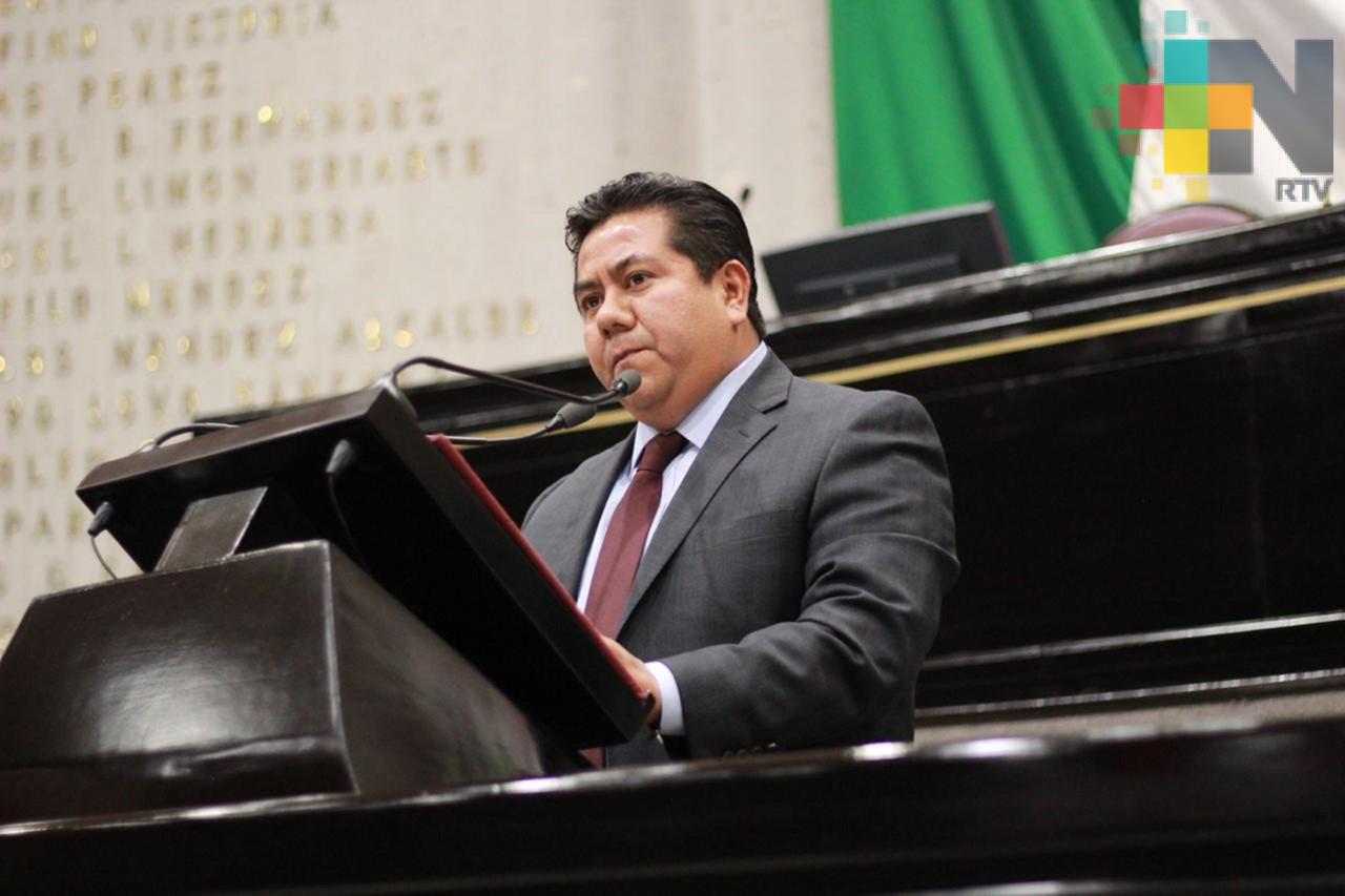 Van 9 aspirantes al cargo de titular del Orfis, confirma diputado Eric Domínguez