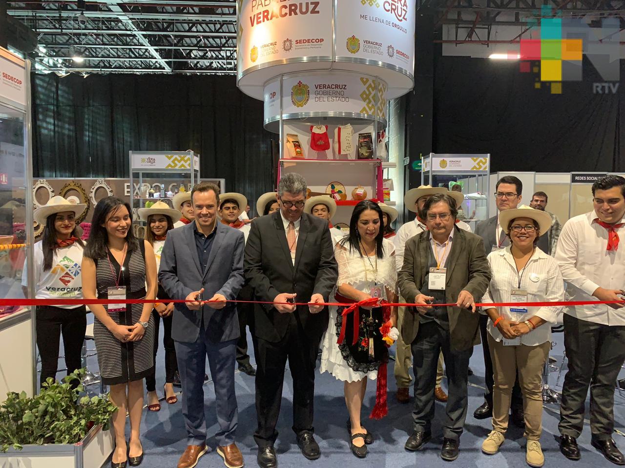 Promociona SEDECOP productos veracruzanos en la Expo Café 2019