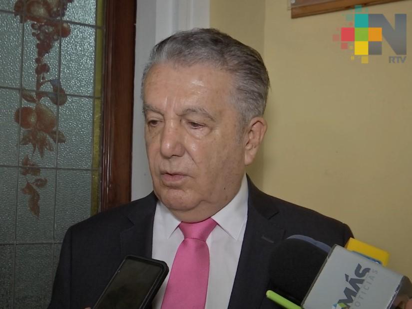 Colver reconoce a Francisco Berlín Valenzuela