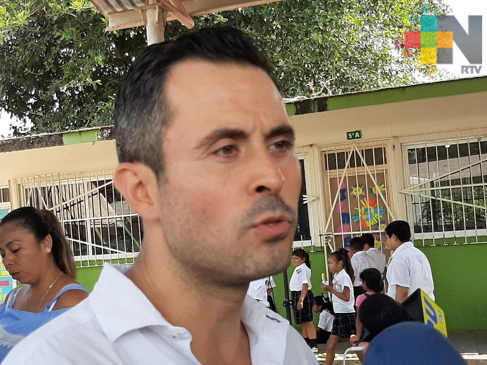 Por crecimiento demográfico se requieren dos escuelas más en Medellín de Bravo: Alcalde
