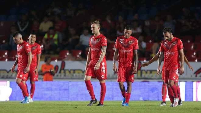 Querétaro golea 5-0 a un Veracruz que hace historia con racha negativa