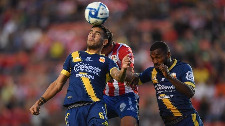 San Luis y Morelia empatan en juego con cuatro expulsados