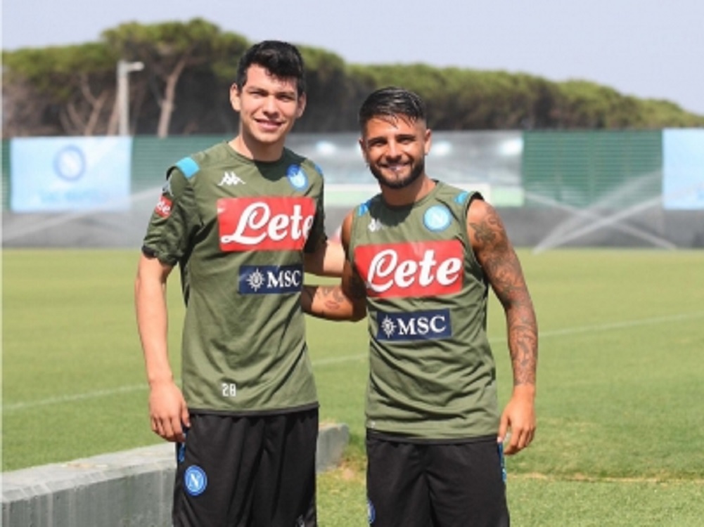 Napoli oficializa fichaje de «Chucky» Lozano y el mexicano entrena por primera vez