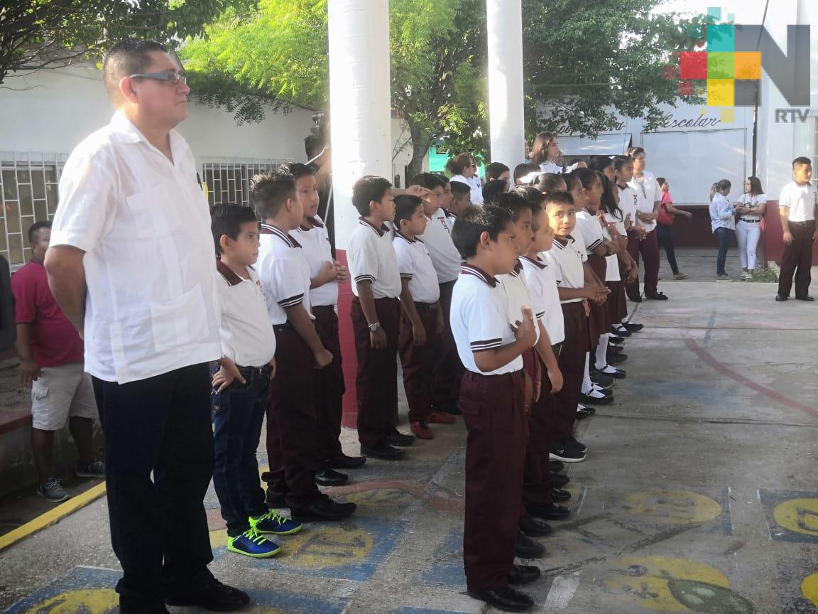 Regresan más de 300 mil alumnos a clases en zona sur de Veracruz