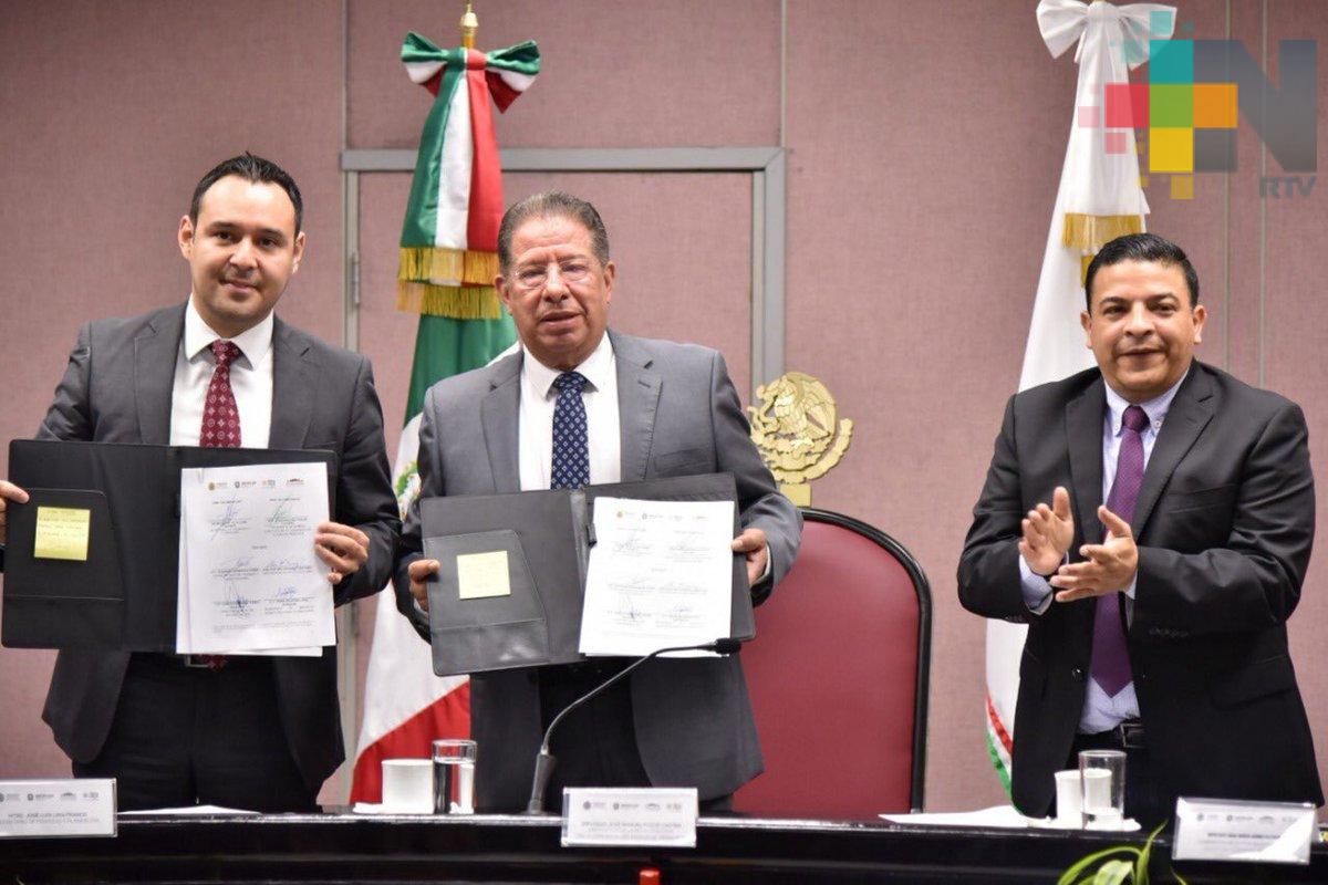 Firman Congreso y SEFIPLAN convenio para capacitar a sus servidores públicos