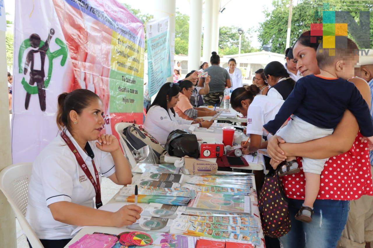Lleva Secretaría de Salud servicios médicos a localidades de Playa Vicente