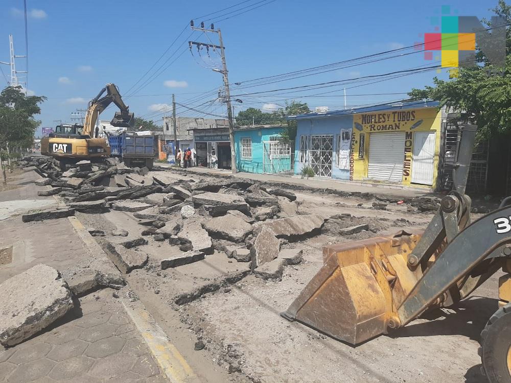 Vecinos de colonia Laguna piden introducir ductos de drenaje antes de repavimentar