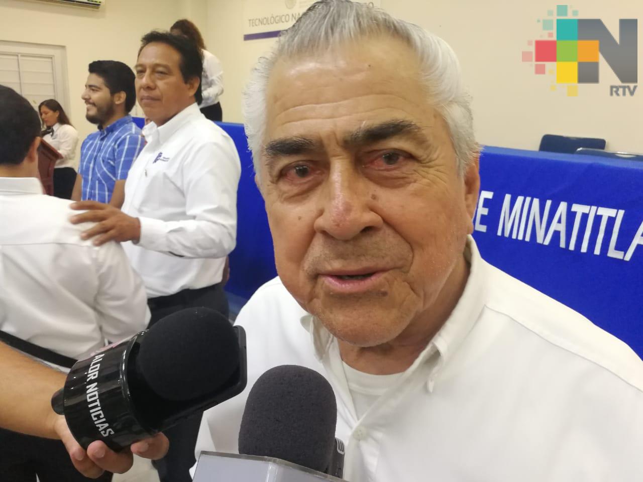 Constructores de Coatzacoalcos piden ser considerados en obras de recinto portuario