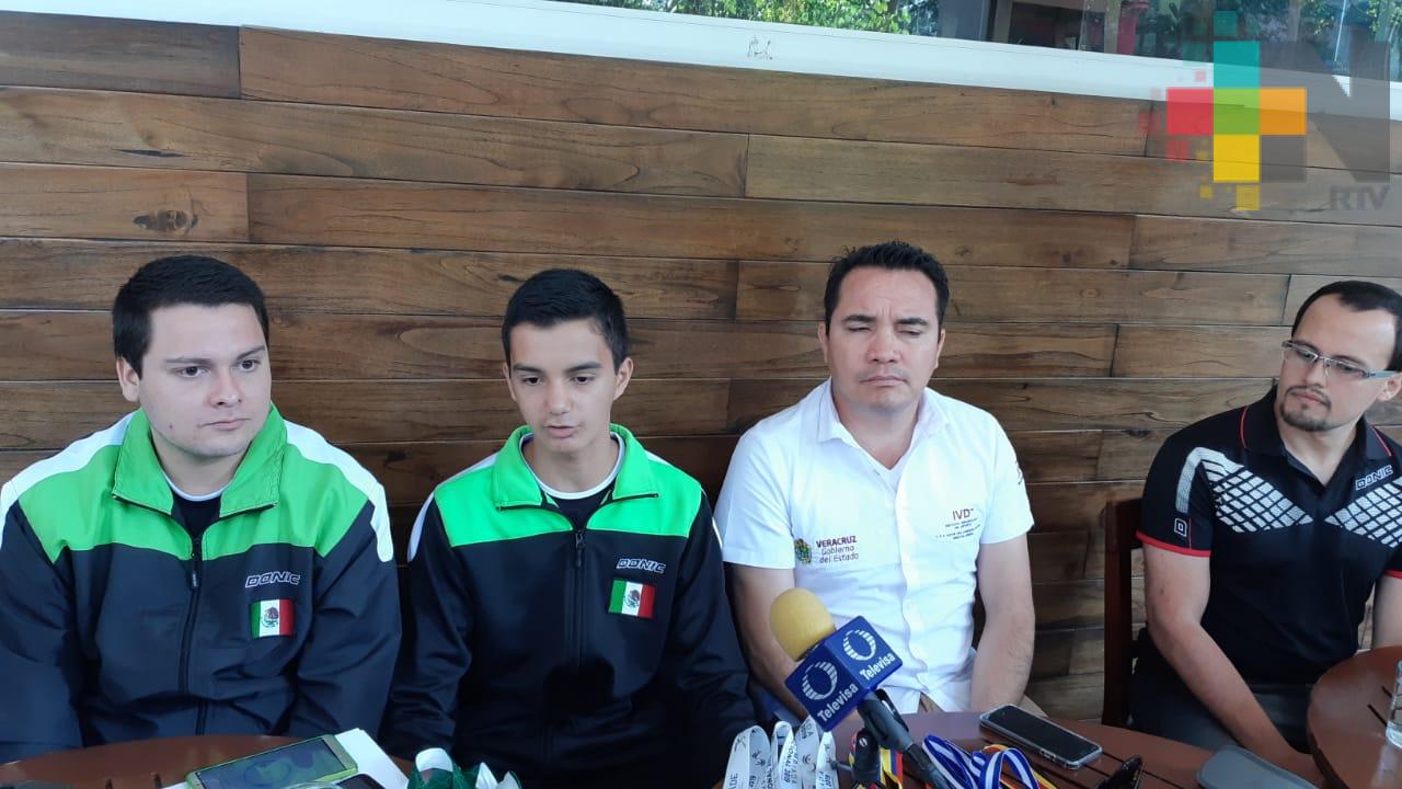 Se enfila Rogelio Castro a gira europea