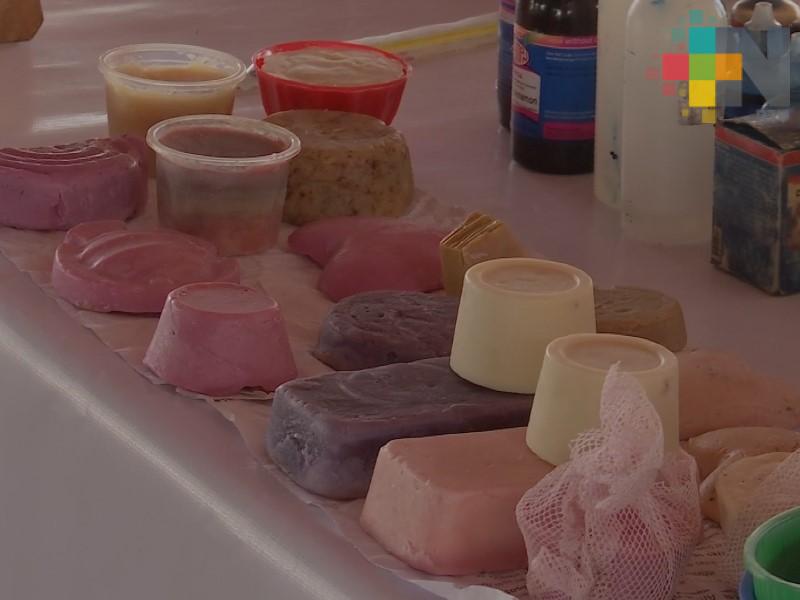 Impulsa SS elaboración de jabón a bajo costo en Coatza