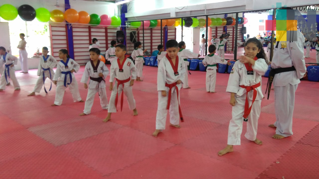 Artemarcialistas de Coatzacoalcos competirán en Chiapas