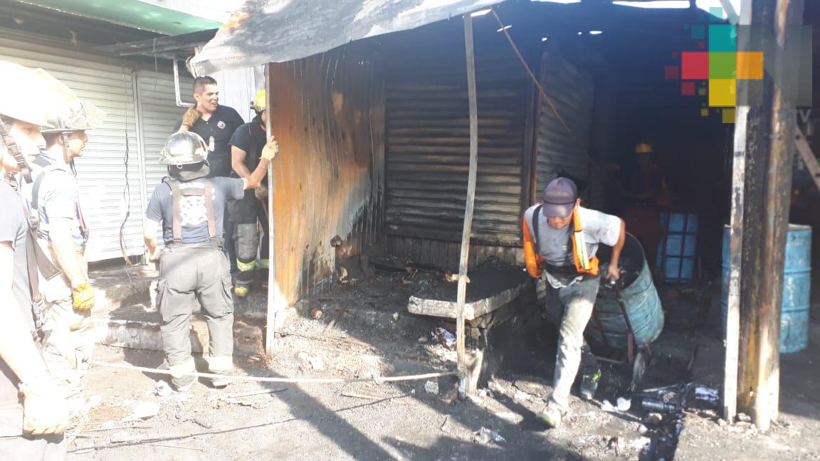 Se incendian 9 puestos semifijos en la ciudad de Veracruz