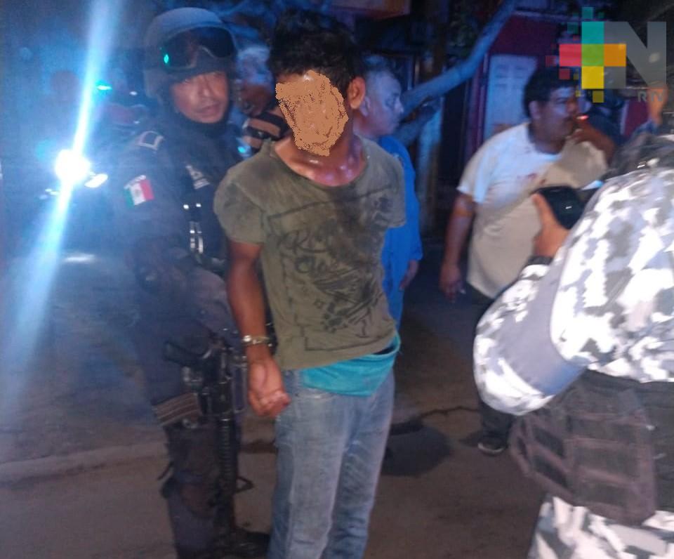 Detuvieron taxistas a presunto asaltante en Veracruz puerto