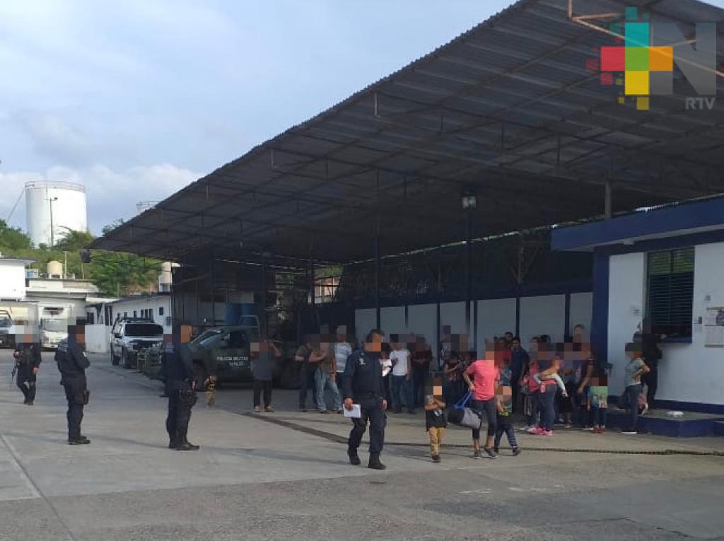 En Poza Rica, rescata SSP a 43 migrantes centroamericanos