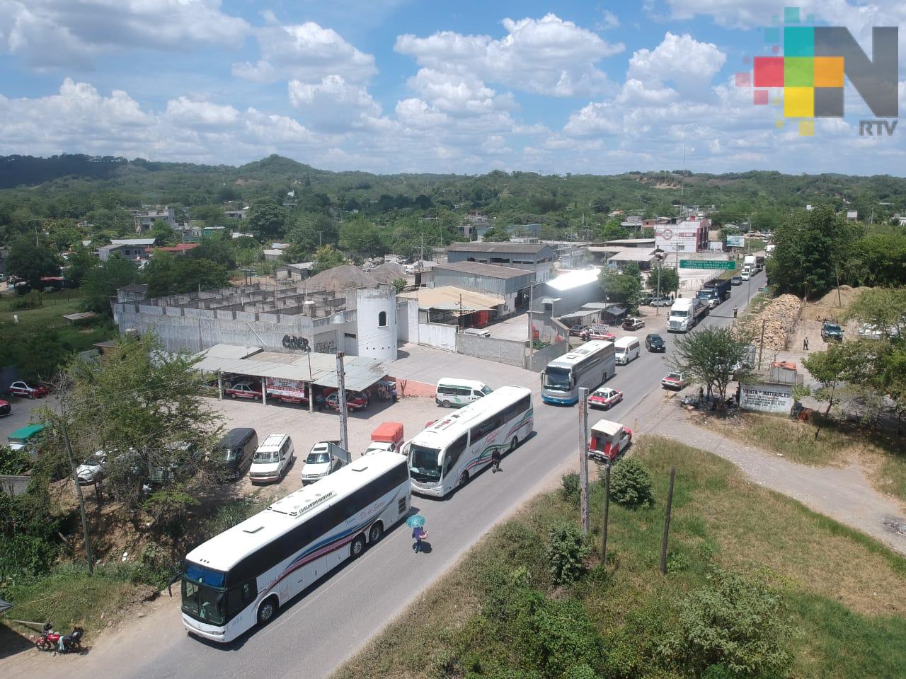 Buscan acuerdos para dirimir conflictos entre transportistas de Hidalgo y Veracruz
