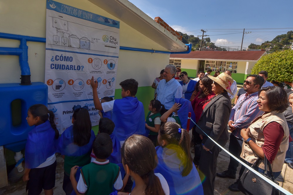Xalapa, primer municipio en aplicar el programa «Escuelas de Lluvia”