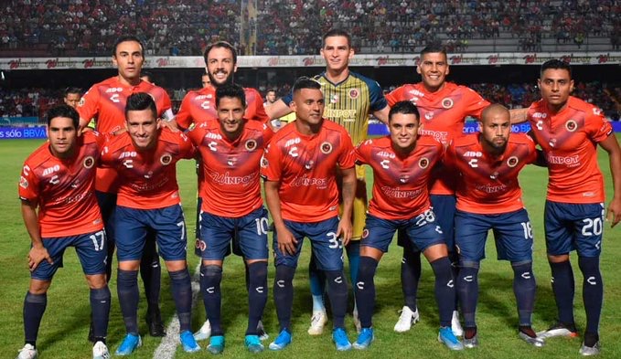 Cruz Azul y Veracruz estrenan técnico y empatan sin goles