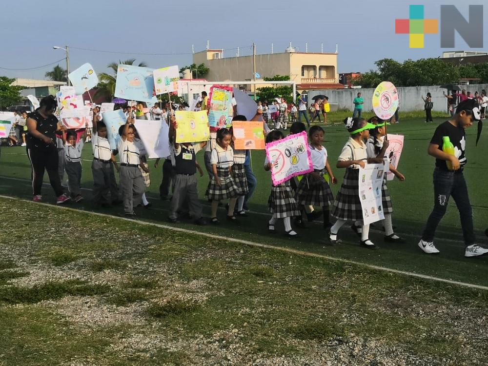 Continúan acciones de prevención de dengue en escuelas de Coatzacoalcos
