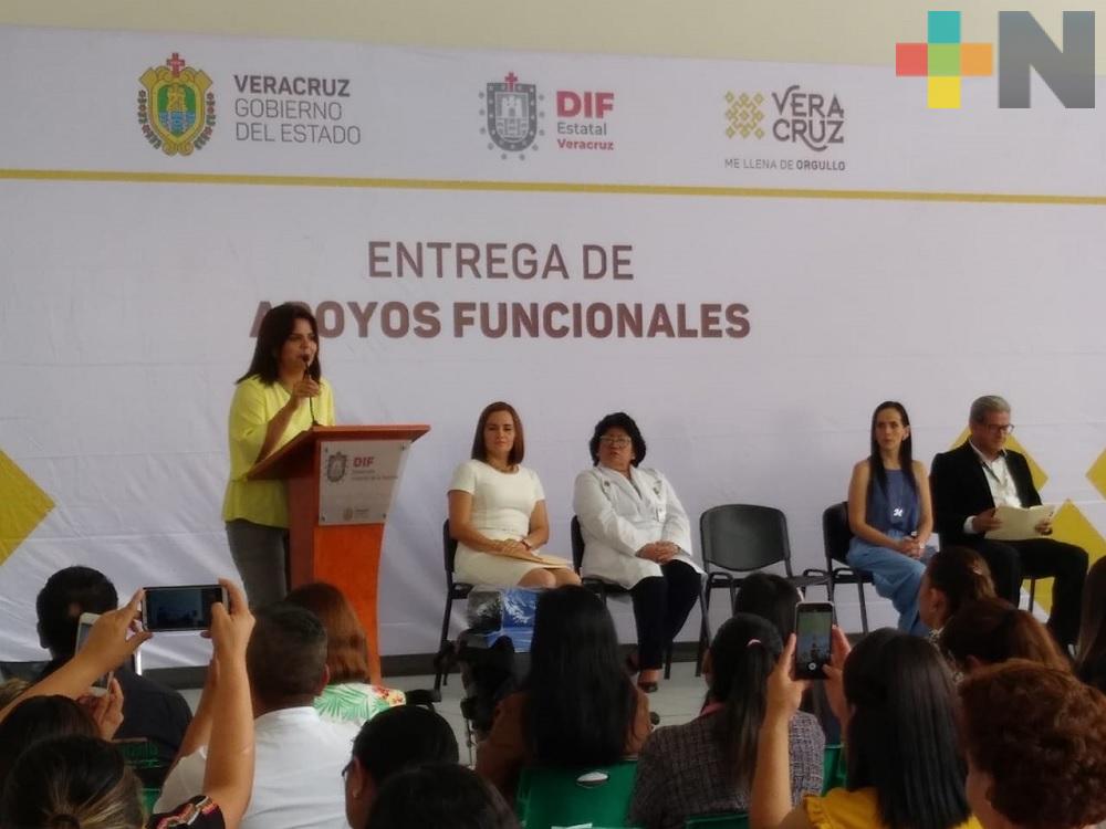 DIF Estatal entrega aparatos funcionales a personas de municipios del norte y centro del estado