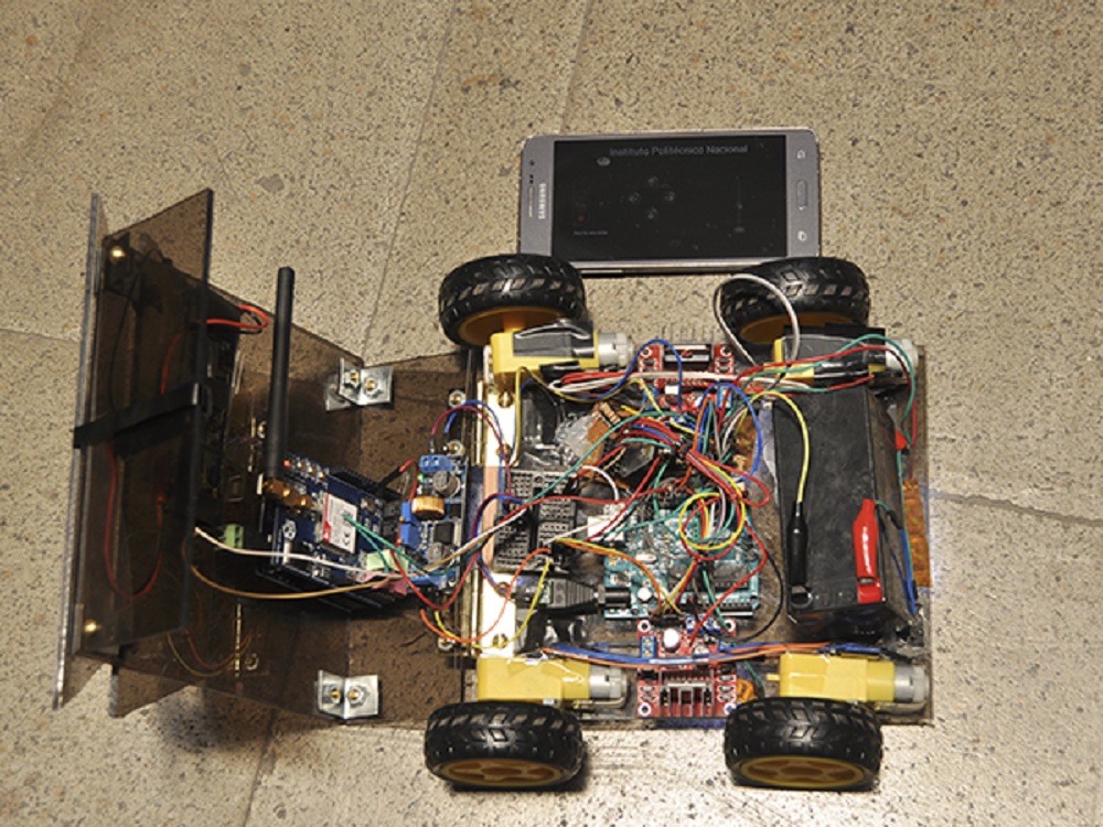 Desarrollan en el IPN asistente robótico para personas con discapacidad motriz